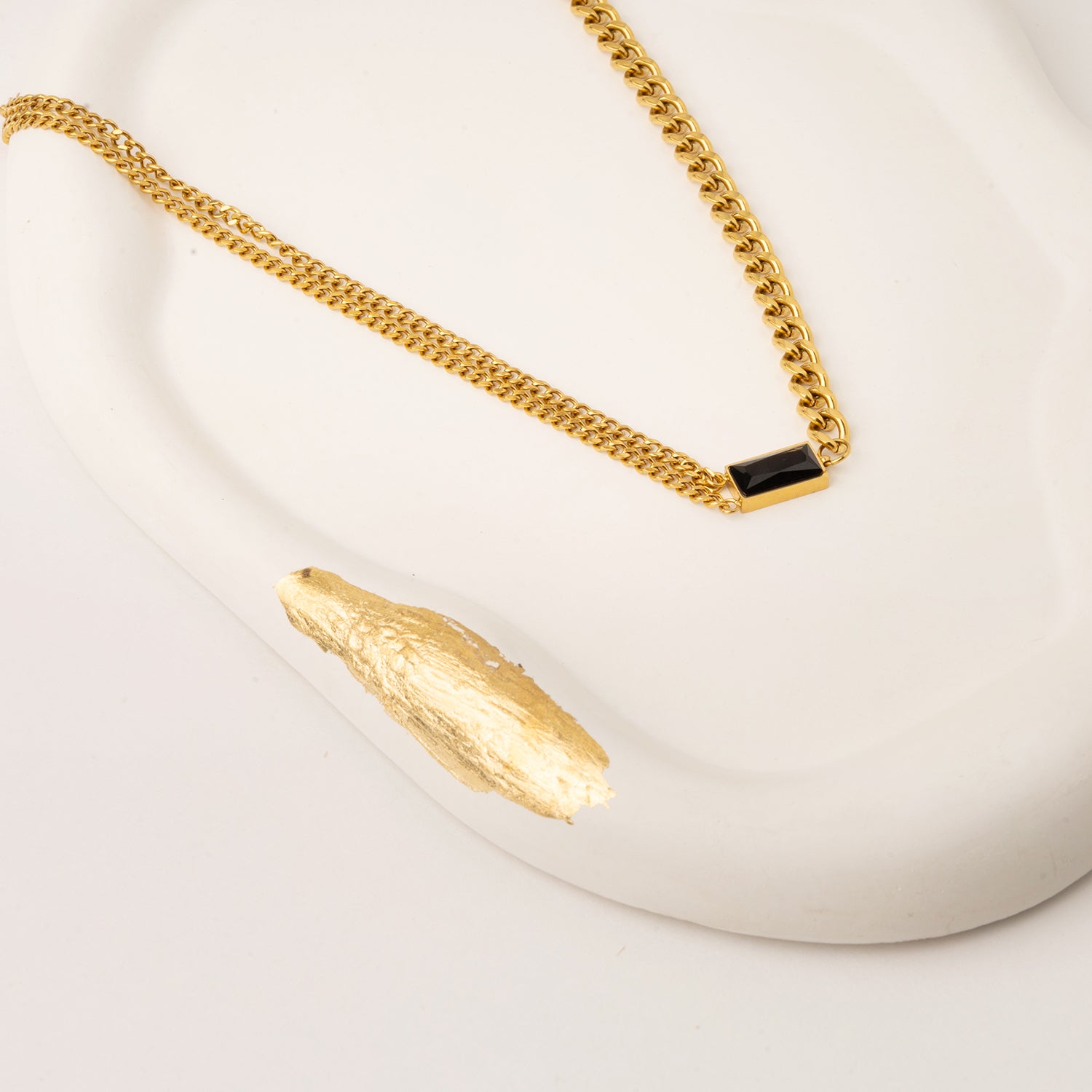 Square Zircon Choker Necklace