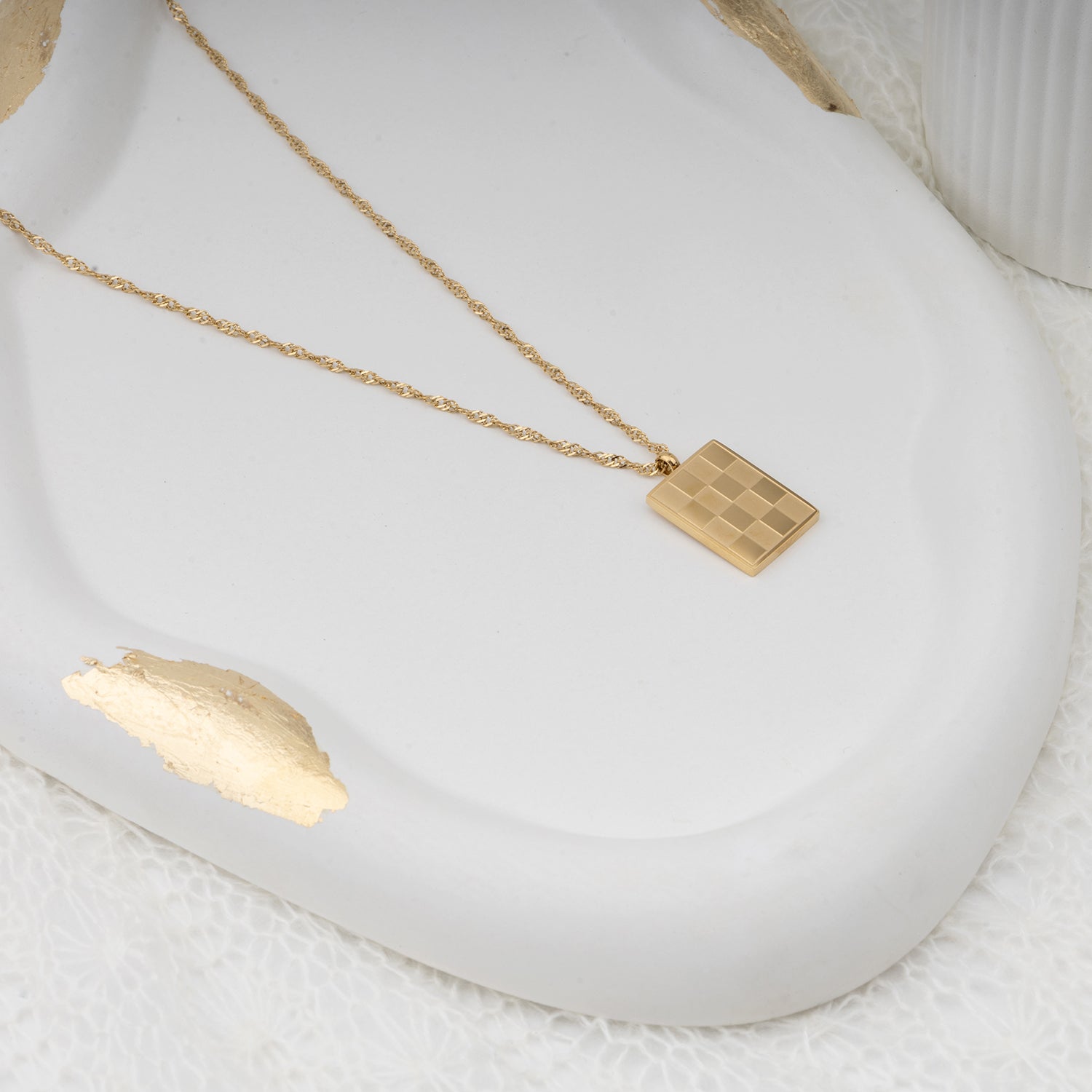 Fortune Grid Necklace