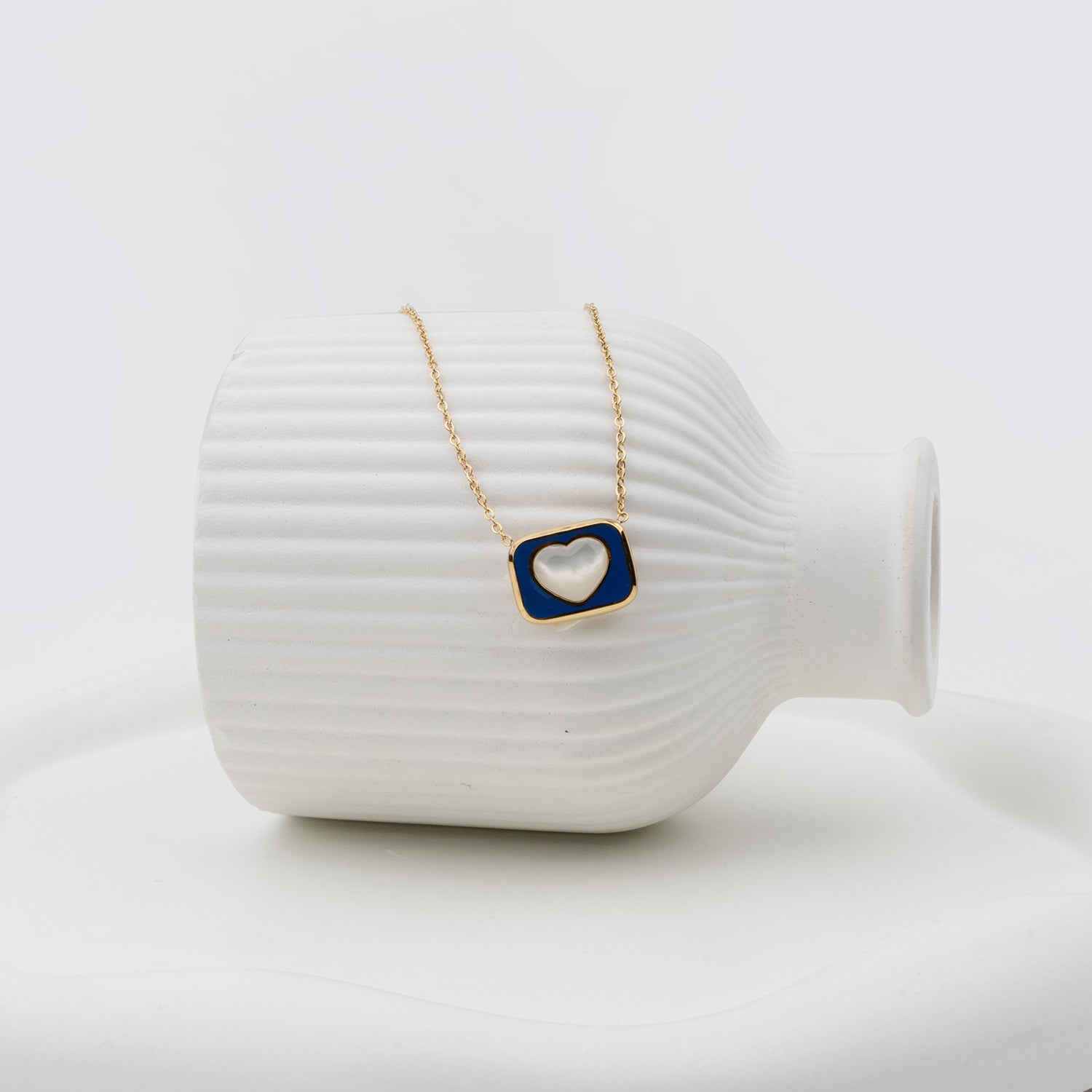 Frame of Heart Necklace