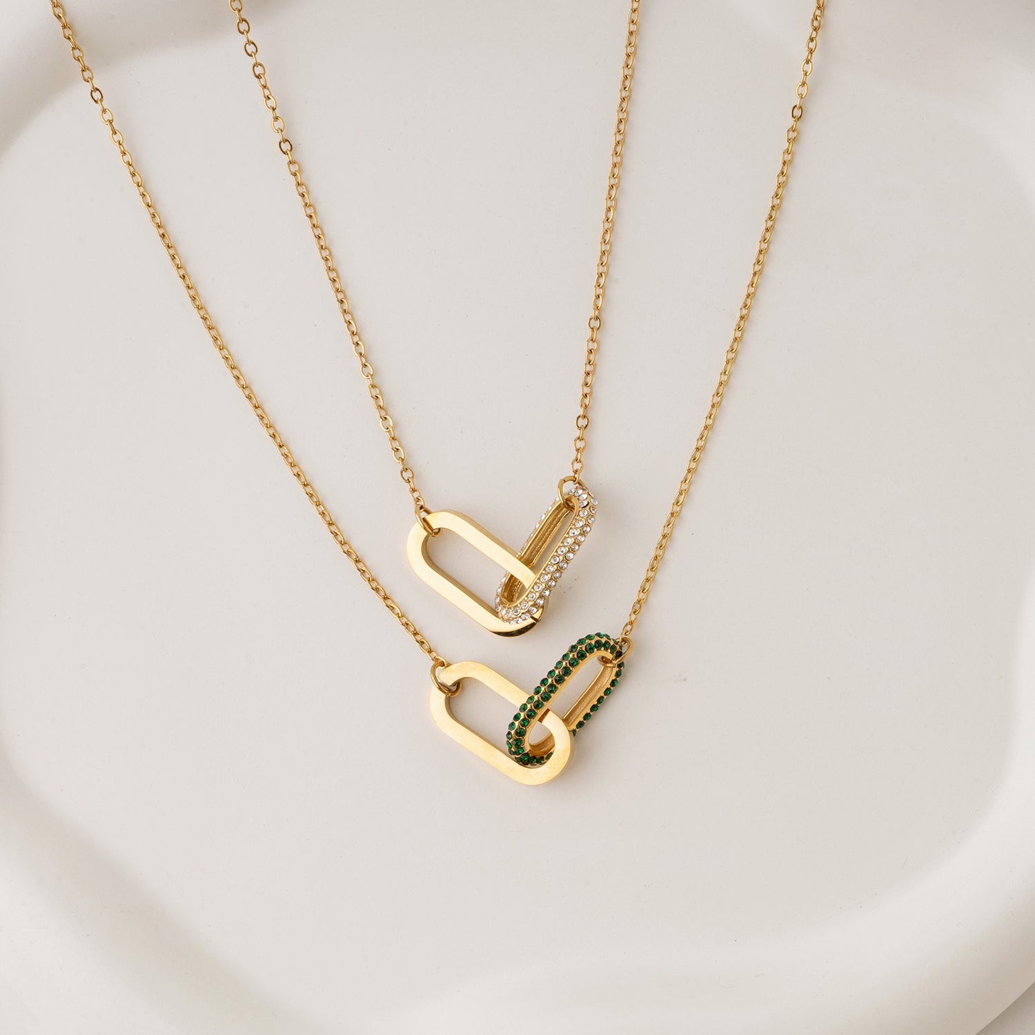 Emerald Interlocking Necklace