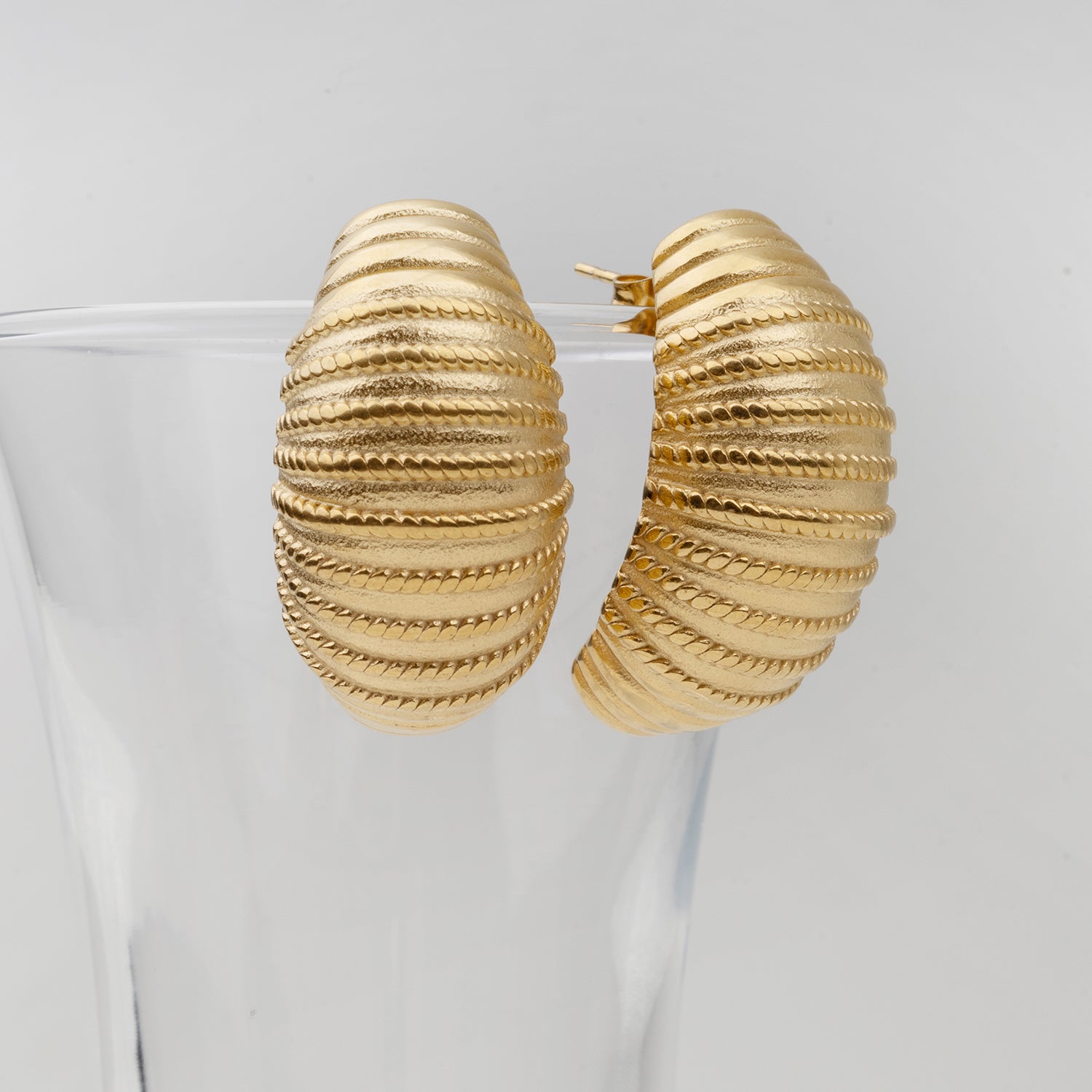 Curved Contour Earrings