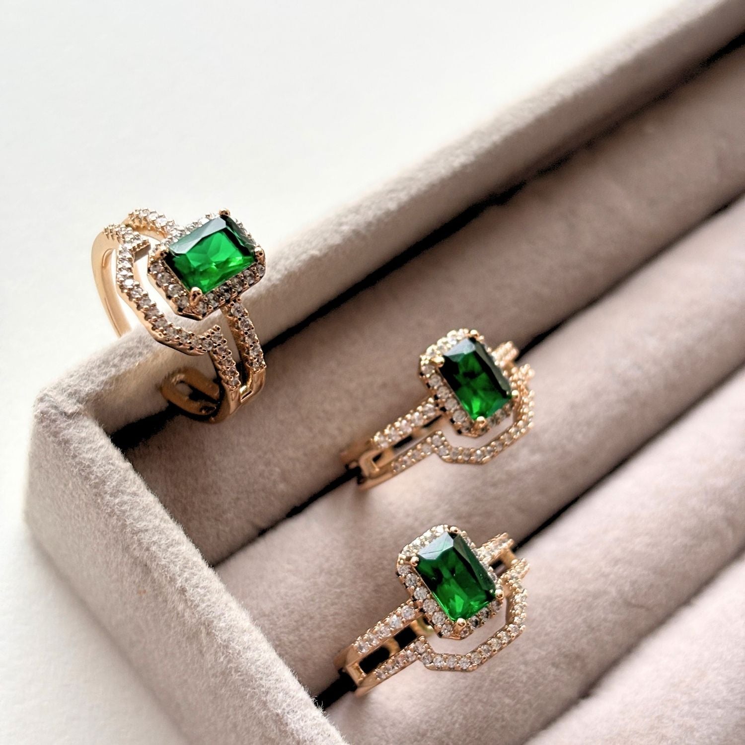 Emerald Nested Wave Ring