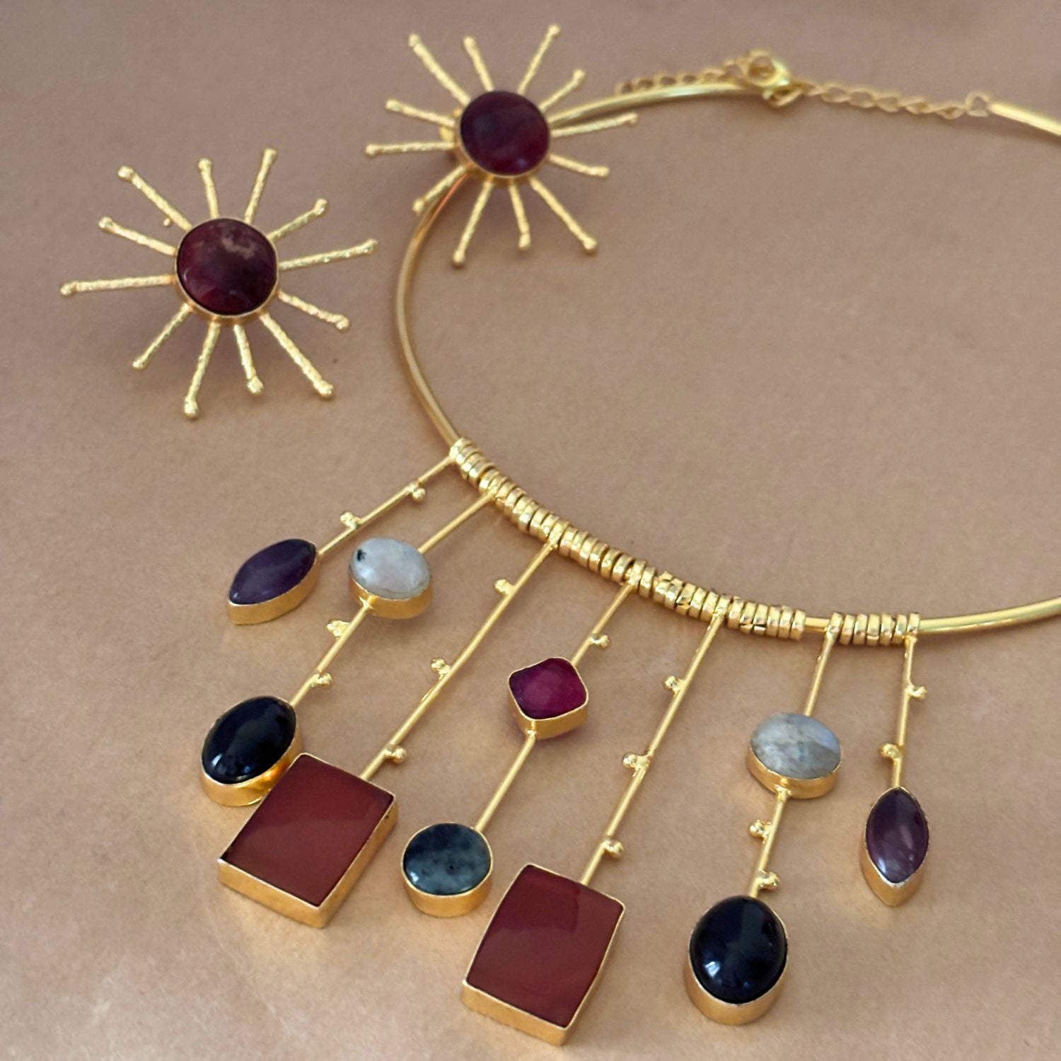 Prana Hasli | Handcrafted Natural Gemstone Necklace